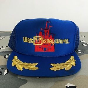 Vintage Walt Disney world trucker hat SnapBack